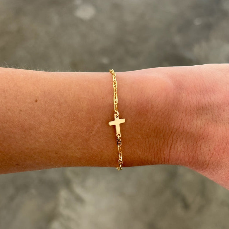 aurora mariner cross bracelet