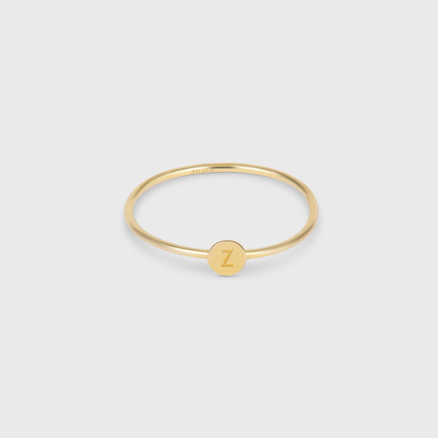 bague initiale classique