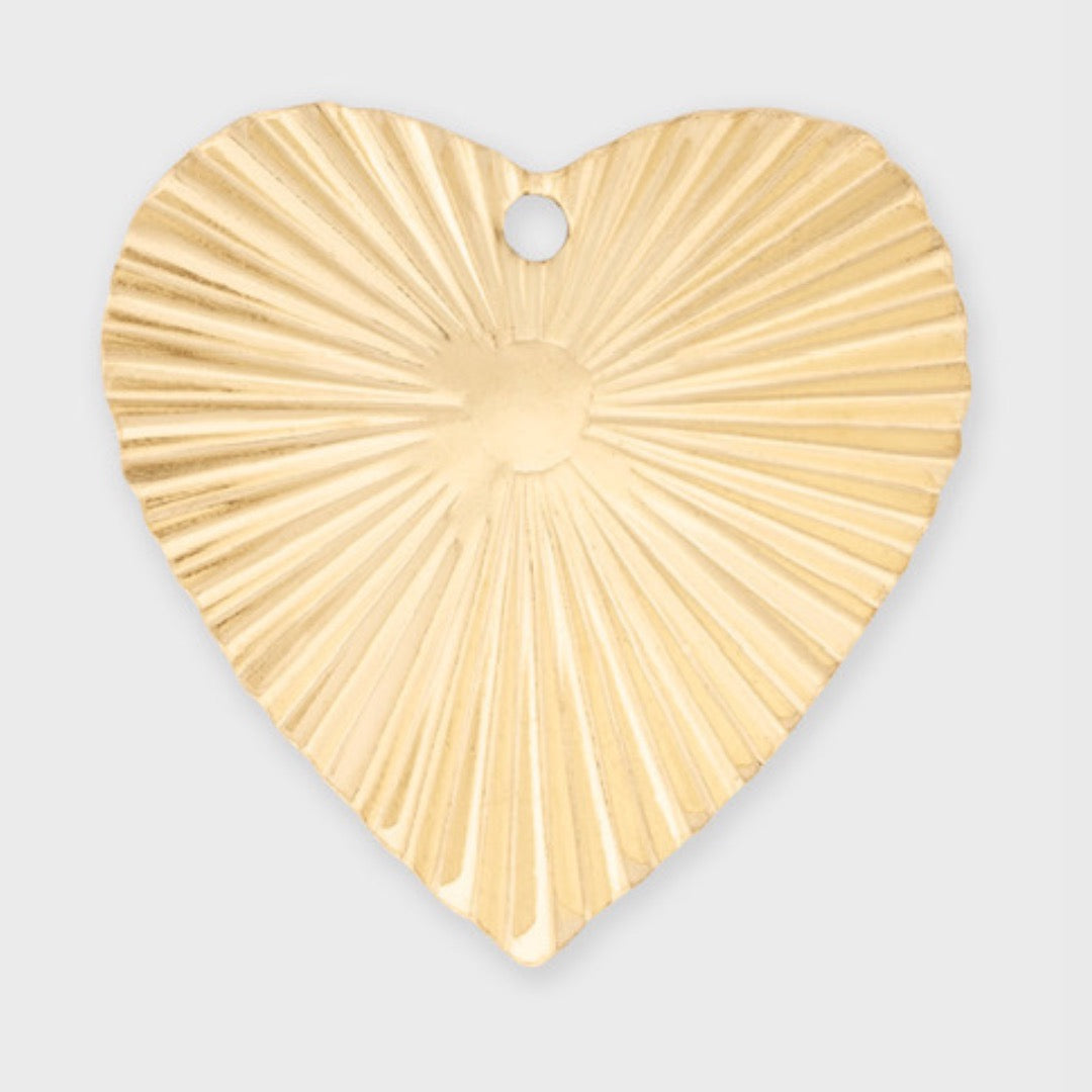 Fanned Heart Medallion