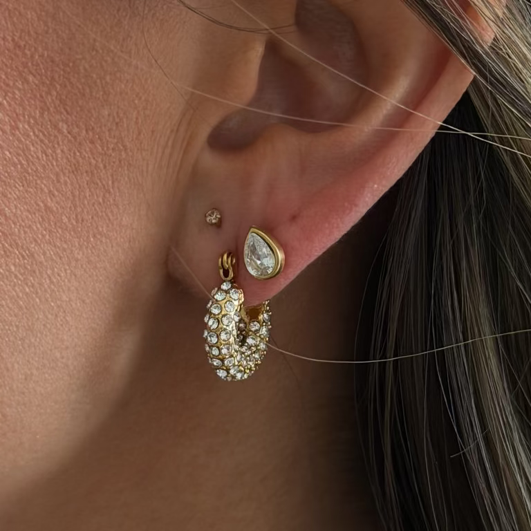 noel pavé mini hoops (15mm)