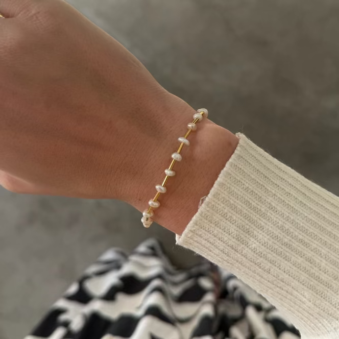 freshwater pearl station bracelet