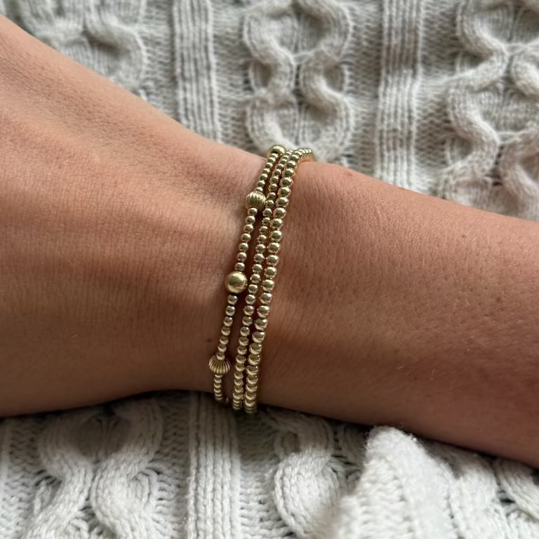 dainty station juno bracelet three stack (2+3+station)