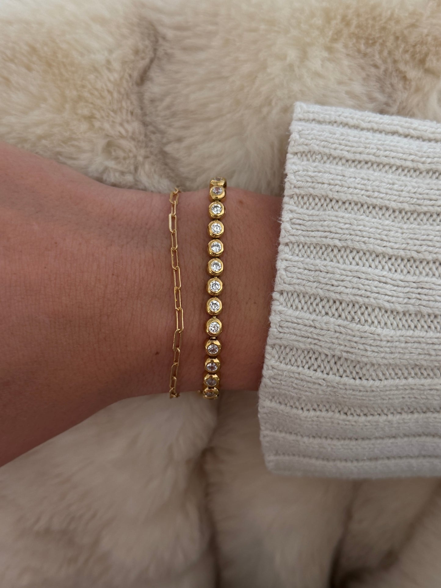 bezel tennis bracelet (gold)