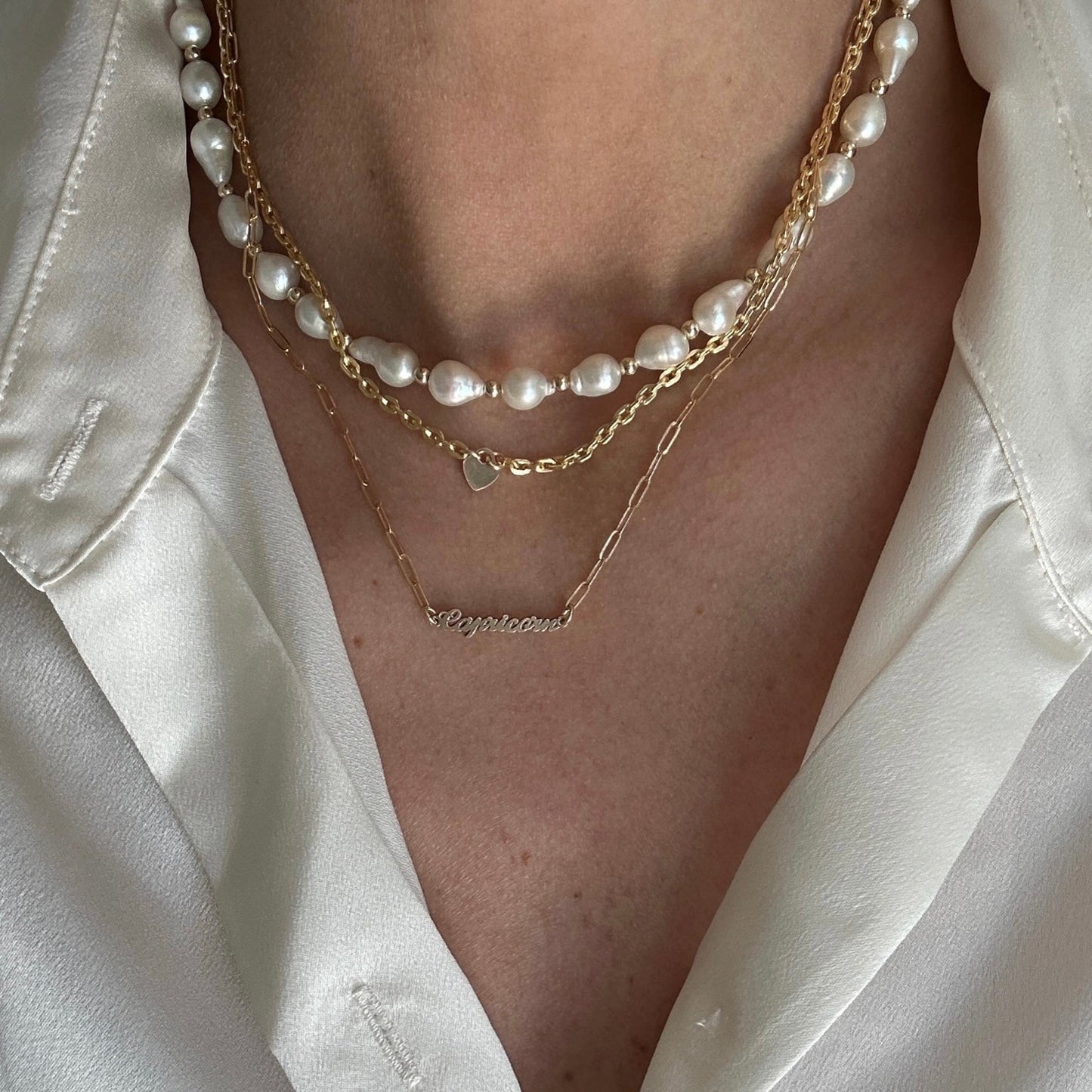 Halskette mit Sternzeichen-Namensschild