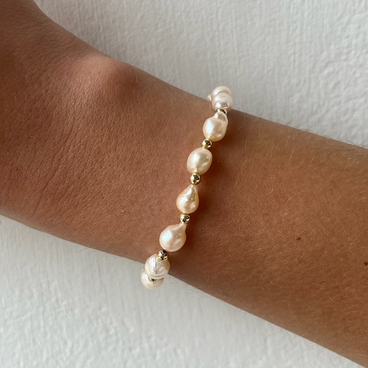 Baroque Pearl Bracelet XSmall (6) | Cuffed by Nano